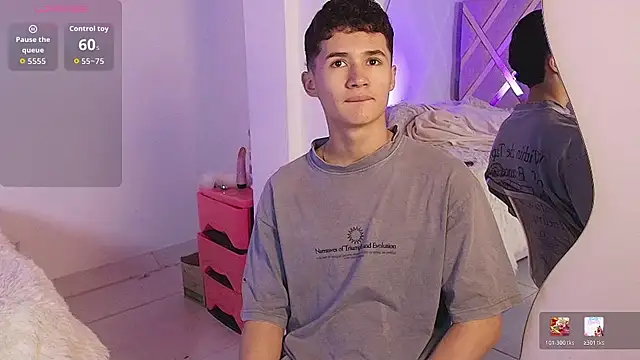 Snapshot of Eiden_Blake chatting on February 11, 2026, 11:37 pm Eiden Blake online show from February 11, 2026, 11:37 pm