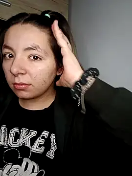 Baby Myla online show from December 4, 2025, 10:09 pm