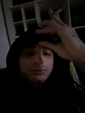 jiggy823 online show from December 1, 2025, 10:38 am