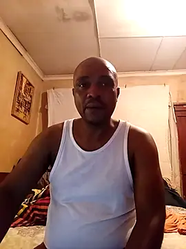 Snapshot of BBC-KING-100 chatting on February 6, 2026, 7:43 pm BBC-KING-100 online show from February 6, 2026, 7:43 pm