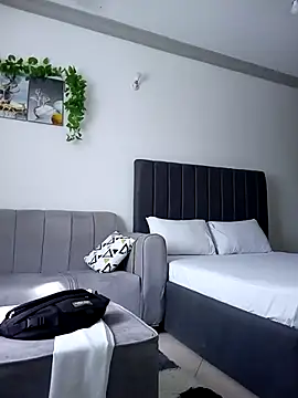 Sexybites01 online show from November 15, 2025, 11:58 am