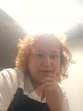 Snapshot of Eclipsedice chatting on November 19, 2025, 10:04 am Eclipsedice online show from November 19, 2025, 10:04 am