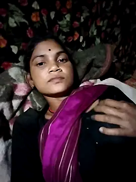 Jooli cuty online show from March 12, 2026, 1:04 pm