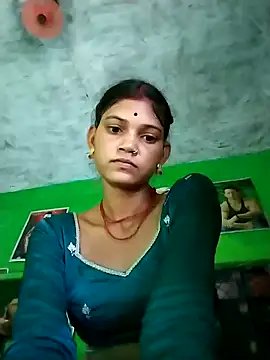 Jooli cuty online show from May 16, 2026, 2:10 am