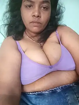 Madhumitha99 online show from June 9, 2026, 7:42 am