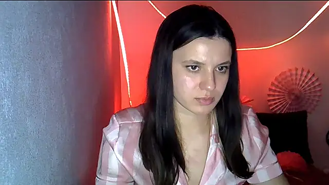 KiraHoney online show from February 17, 2026, 9:23 pm