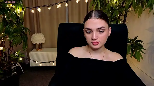 ShirleyDiaz online show from January 14, 2026, 9:13 am