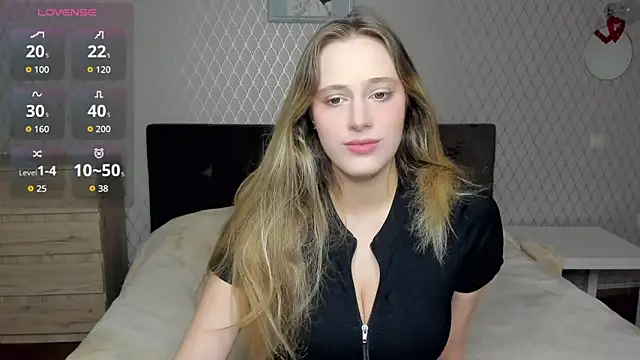 blondy rina online show from November 4, 2025, 8:34 pm