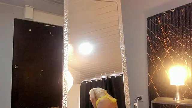 clara heat online show from November 20, 2025, 7:58 pm