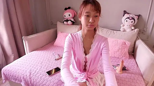 Snapshot of lihnpham chatting on April 4, 2026, 3:02 am lihnpham online show from April 4, 2026, 3:02 am