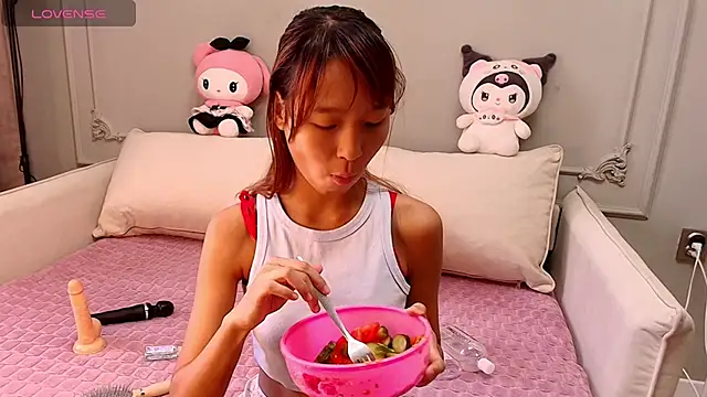 Snapshot of lihnpham chatting on March 29, 2026, 3:30 am lihnpham online show from March 29, 2026, 3:30 am