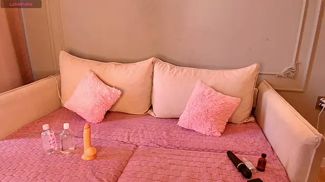 Snapshot of lihnpham chatting on March 26, 2026, 2:21 am lihnpham online show from March 26, 2026, 2:21 am