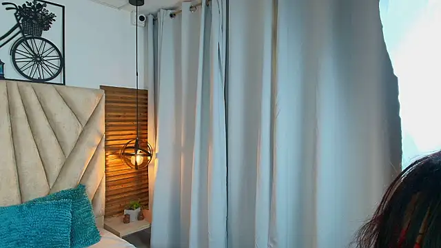 Snapshot of KimberlyFox_t chatting on February 27, 2026, 12:27 pm KimberlyFox t online show from February 27, 2026, 12:27 pm