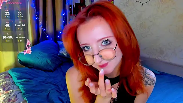 Snapshot of DragonflyLiza chatting on December 19, 2025, 9:22 am DragonflyLiza online show from December 19, 2025, 9:22 am