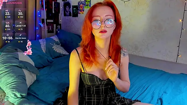 Snapshot of DragonflyLiza chatting on January 7, 2026, 1:16 pm DragonflyLiza online show from January 7, 2026, 1:16 pm