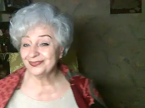 Snapshot of ValeriaKroww chatting on April 29, 2026, 5:52 pm ValeriaKroww online show from April 29, 2026, 5:52 pm