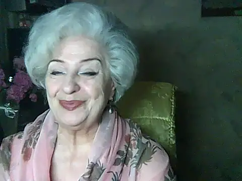 Snapshot of ValeriaKroww chatting on June 12, 2026, 5:21 pm ValeriaKroww online show from June 12, 2026, 5:21 pm