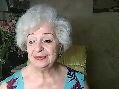 Snapshot of ValeriaKroww chatting on June 3, 2026, 5:52 am ValeriaKroww online show from June 3, 2026, 5:52 am