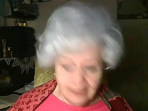 Snapshot of ValeriaKroww chatting on April 20, 2026, 4:19 pm ValeriaKroww online show from April 20, 2026, 4:19 pm