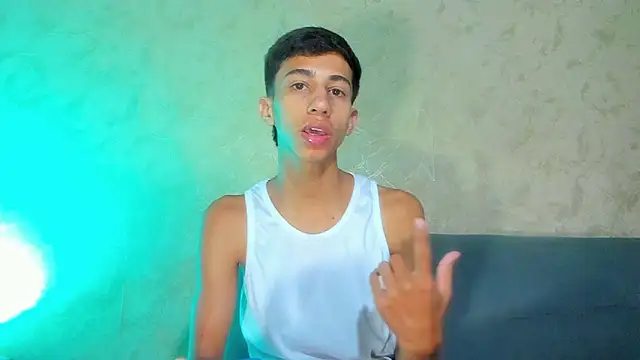 lucian davii online show from November 11, 2025, 12:22 pm