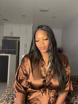 PrincessDreamm online show from April 24, 2026, 12:45 am