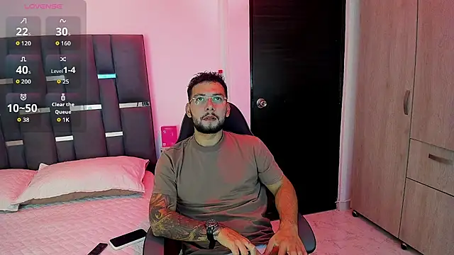 Snapshot of noah_corvelle chatting on November 15, 2025, 1:20 am noah corvelle online show from November 15, 2025, 1:20 am