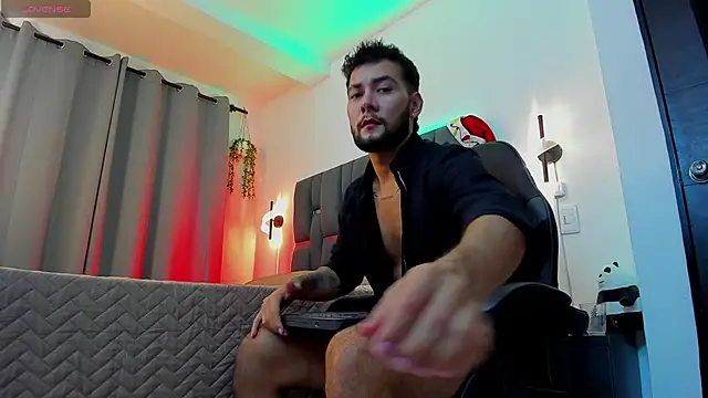 Snapshot of noah_corvelle chatting on December 21, 2025, 1:41 am noah corvelle online show from December 21, 2025, 1:41 am