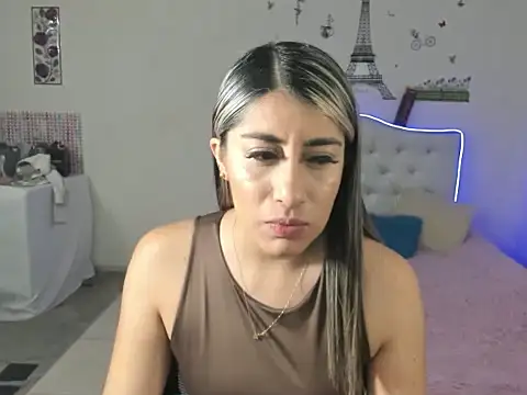 veronicamist95 online show from November 7, 2025, 2:16 am