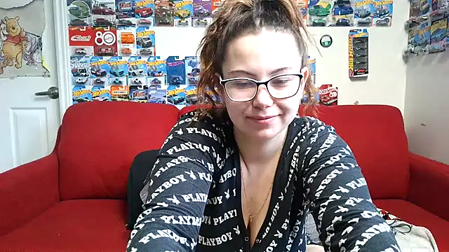 FreakyDreama online show from March 23, 2026, 1:44 pm