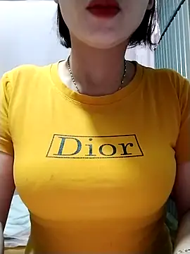 Niramiu online show from November 16, 2025, 1:21 am