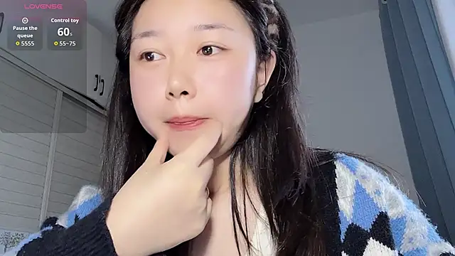 Xiaoji61 online show from November 10, 2025, 6:29 am