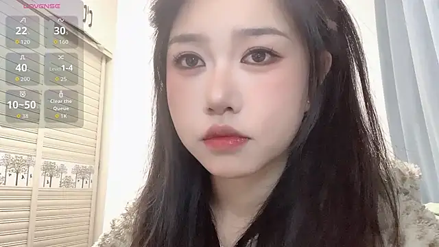 Xiaoji61 online show from November 12, 2025, 10:02 pm