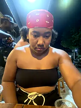 Snapshot of suryth23 chatting on November 10, 2025, 4:50 am suryth23 online show from November 10, 2025, 4:50 am