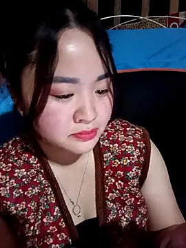 Bee-bgolden online show from December 15, 2025, 12:11 pm