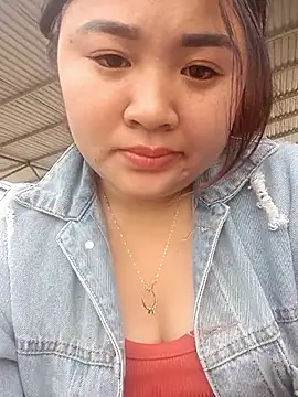 Bee-bgolden online show from December 1, 2025, 5:41 am