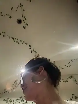 zowi101 online show from March 4, 2026, 11:56 pm