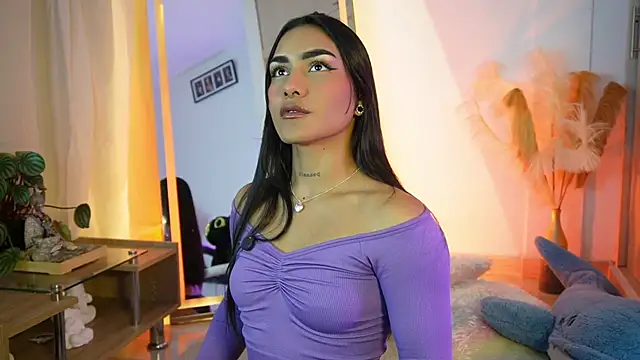 Nikita luan online show from April 18, 2026, 1:41 am