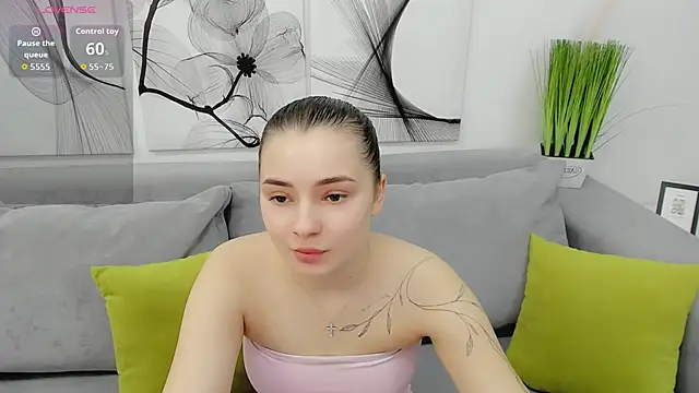 DianaHeath online show from April 8, 2026, 9:38 pm