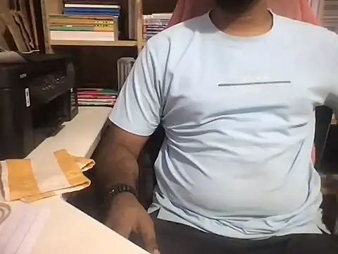 KingCobra 07 online show from June 18, 2026, 2:43 am