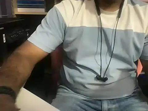 Snapshot of KingCobra_07 chatting on March 27, 2026, 2:42 am KingCobra 07 online show from March 27, 2026, 2:42 am