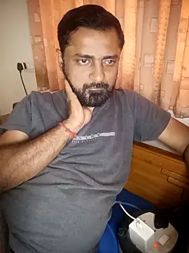 RubyEntity online show from December 15, 2025, 2:50 am