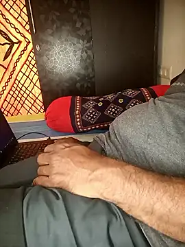 RubyEntity online show from January 8, 2026, 8:31 am