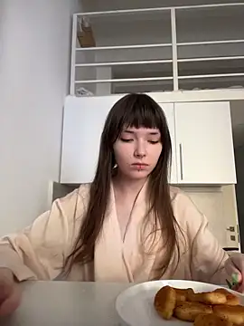 Lissssssa online show from March 12, 2026, 1:04 pm