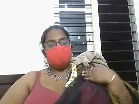 hootypriya online show from February 18, 2026, 5:53 pm