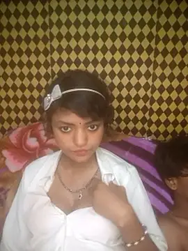 Snapshot of Freakingromance chatting on April 5, 2026, 5:41 pm Freakingromance online show from April 5, 2026, 5:41 pm