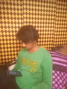 Snapshot of Freakingromance chatting on April 13, 2026, 9:08 pm Freakingromance online show from April 13, 2026, 9:08 pm