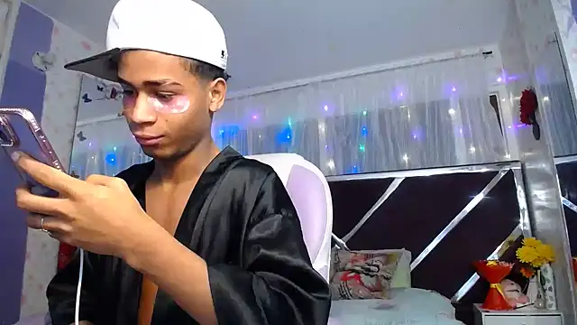 Santy bigcock 01 online show from June 13, 2026, 2:26 pm
