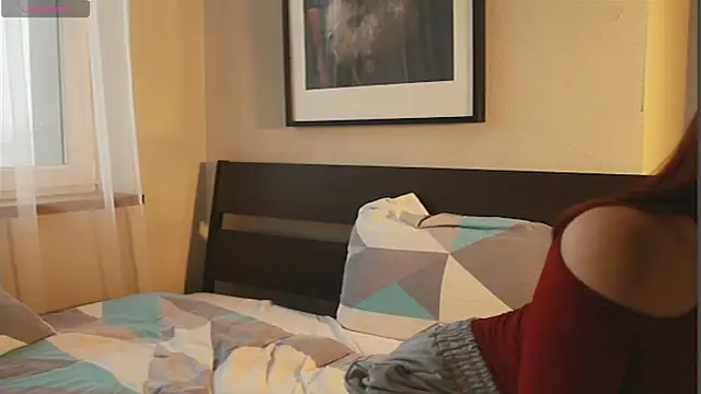 Snapshot of AmoraBloom chatting on November 7, 2025, 5:45 am AmoraBloom online show from November 7, 2025, 5:45 am