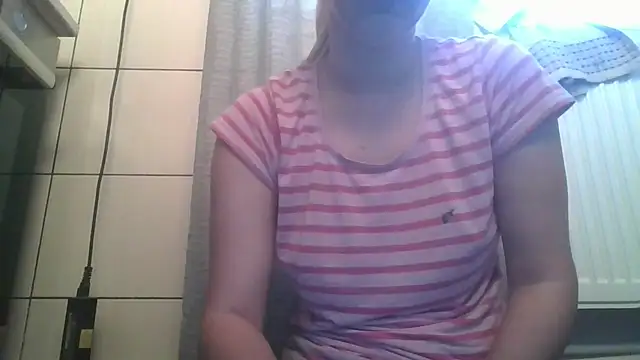 dirty sasha00 online show from May 26, 2026, 3:04 am