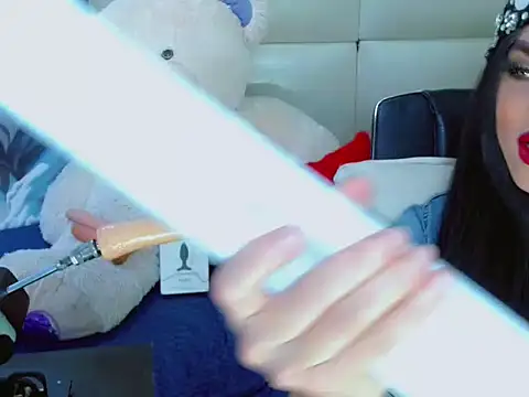 NharaBigCock online show from November 4, 2025, 7:39 pm